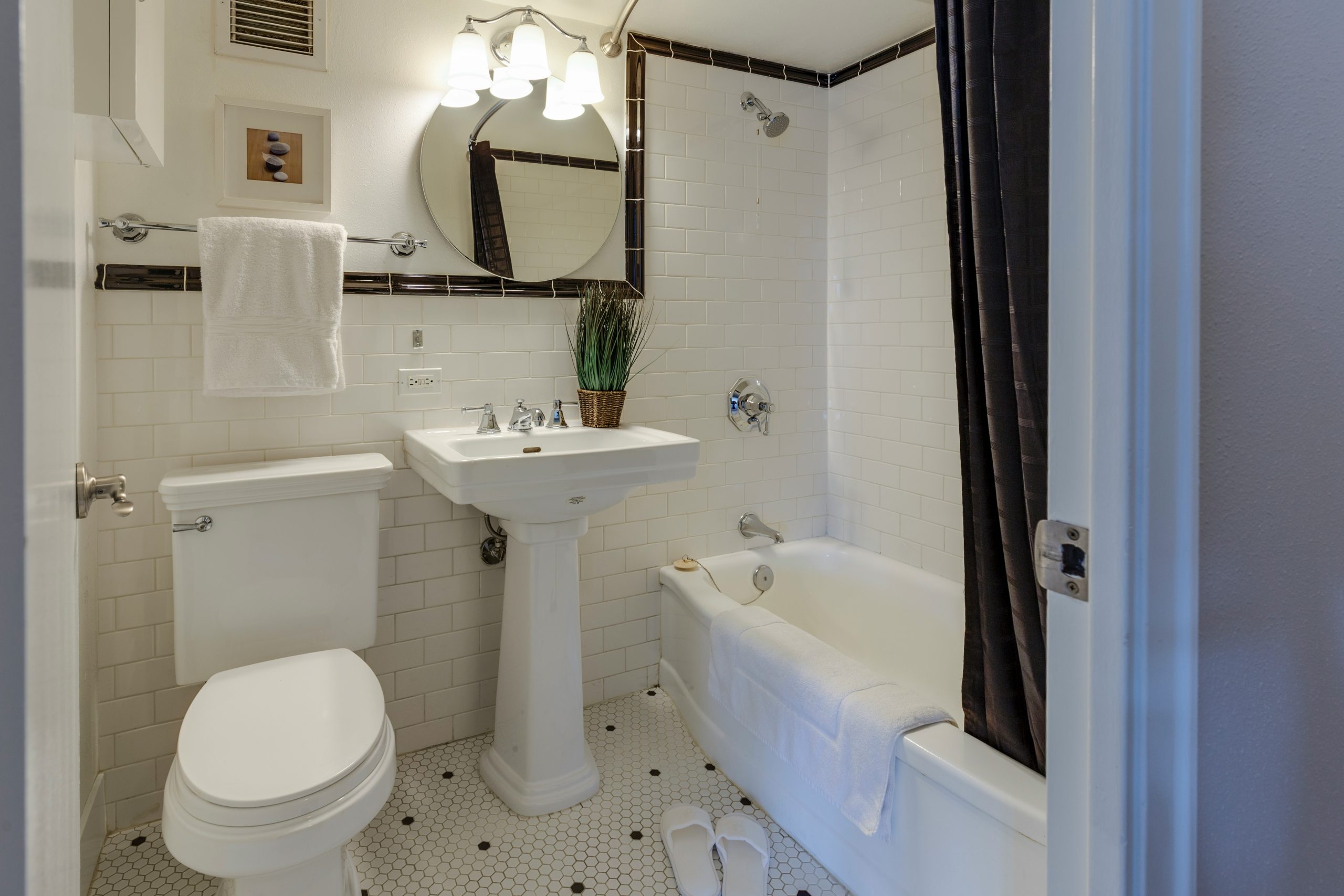 Small bathroom renovations on a budget